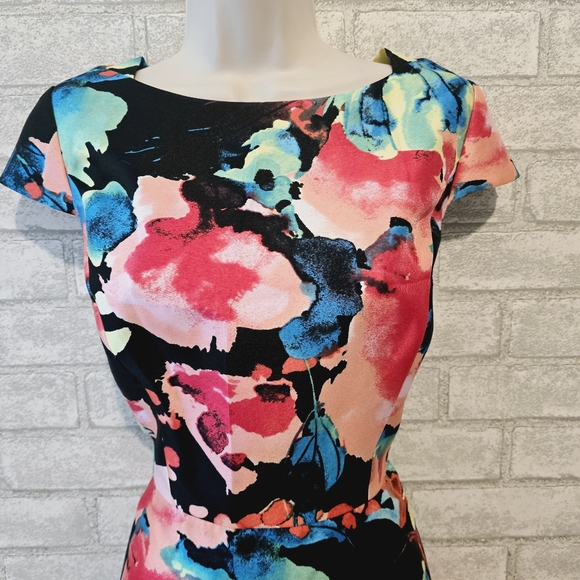 Tahari Floral A-Line Cocktail Dress - Picture 2 of 7